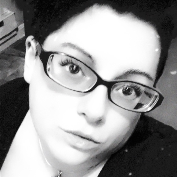 Meet your Posher, Heather - Picture 10 of 11